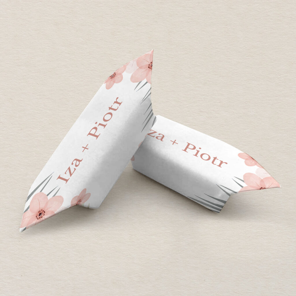 Krówki ślubne do zaproszeń Klasyczne z kwiatami wzór 1