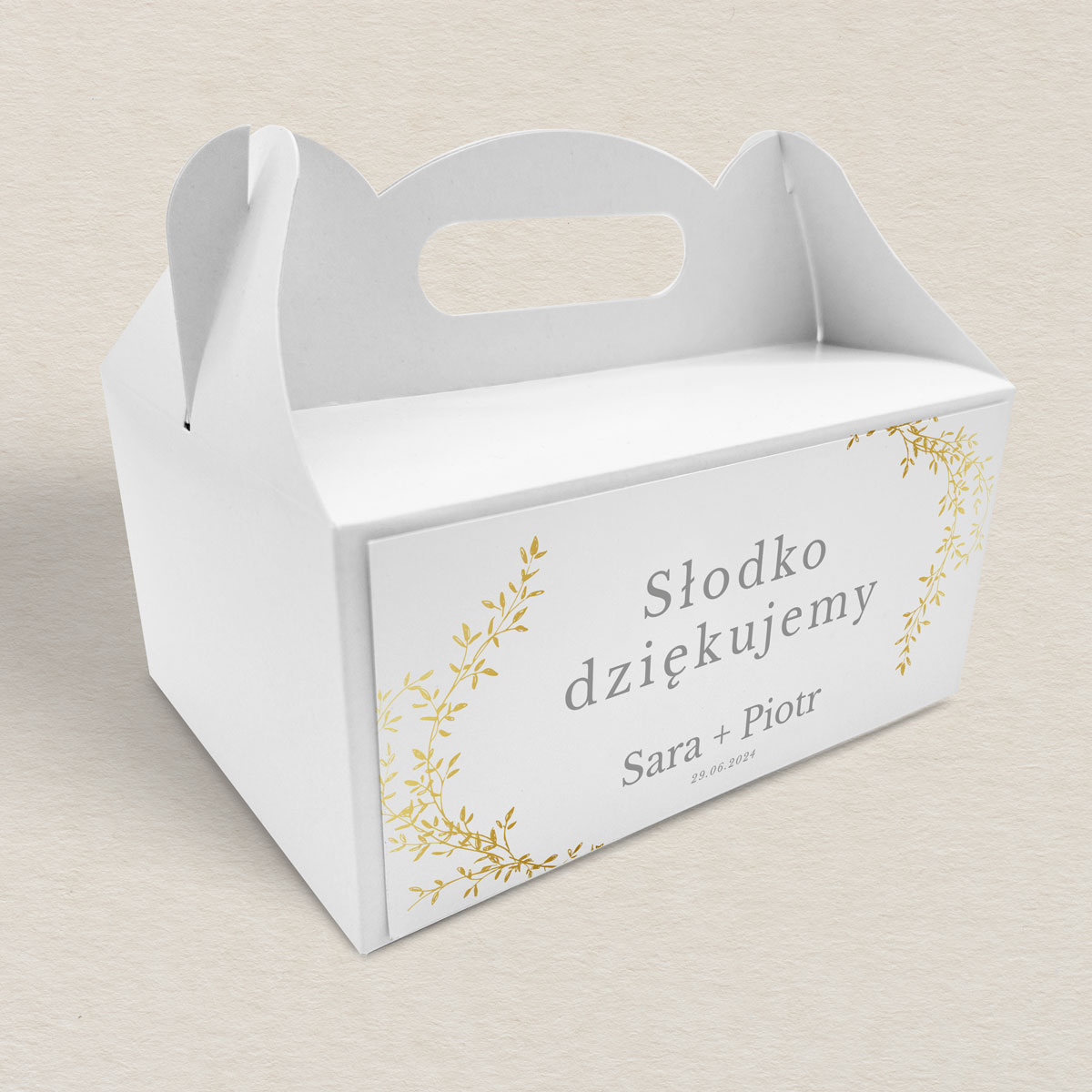 ozdobne-pudelko-na-ciasto-do-zaproszen-minimalistyczne-zlocone-wzor-1