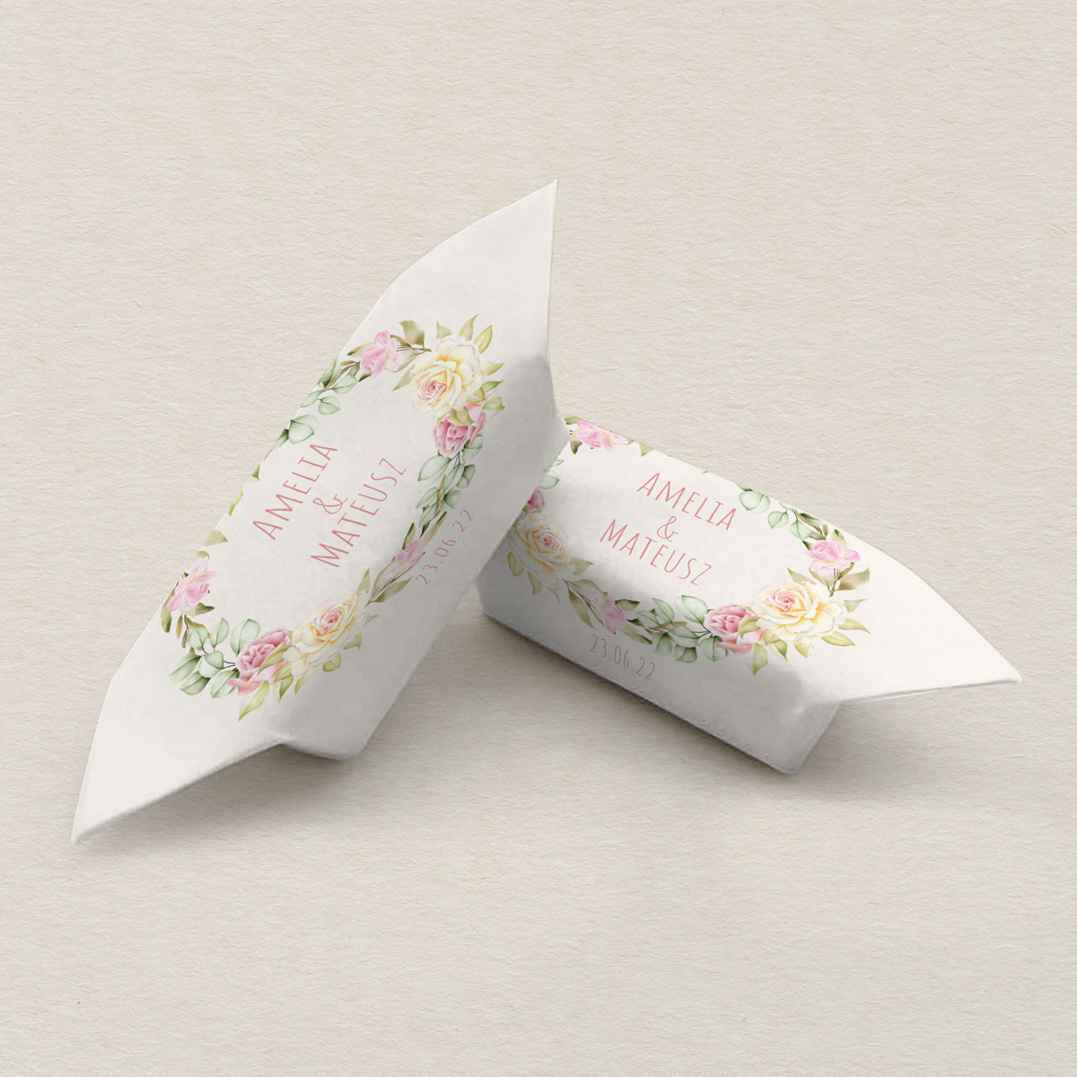 krowki-slubne-kolorowy-wianek-z-kwiatow