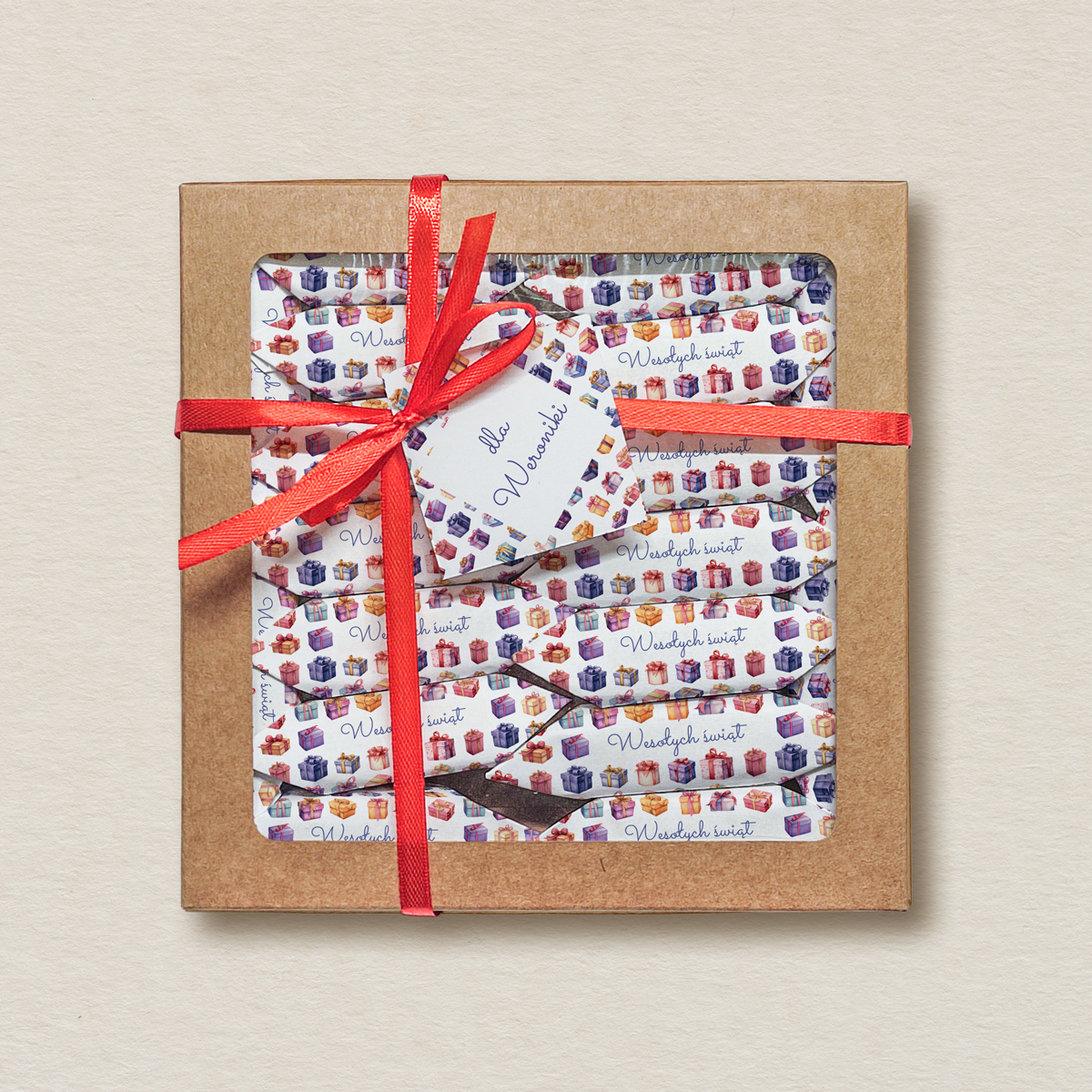 swieta-krowki-w-kwadratowym-pudelku-prezenty