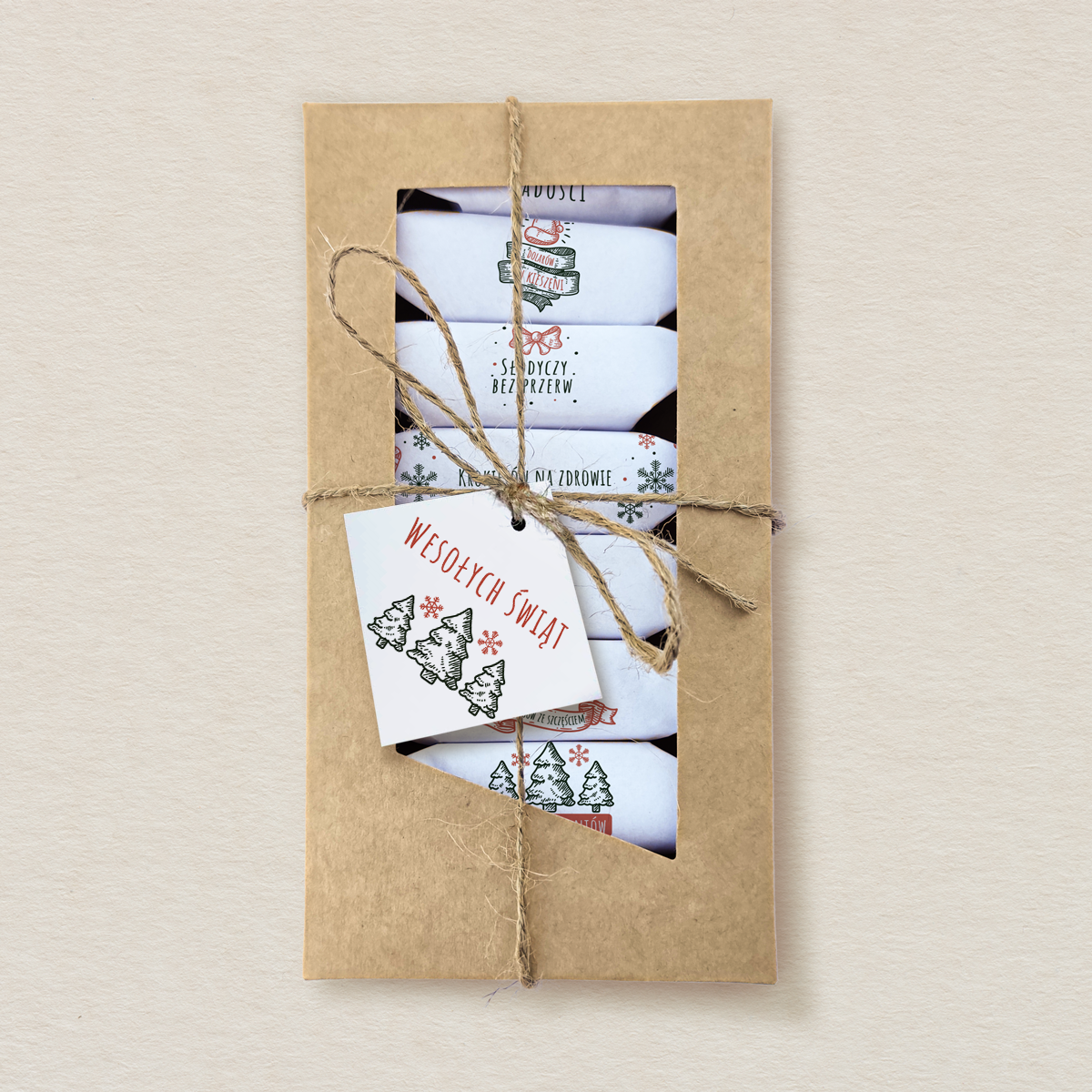 swieta-krowki-w-ozdobnym-pudelku-z-etykieta-wzor-4