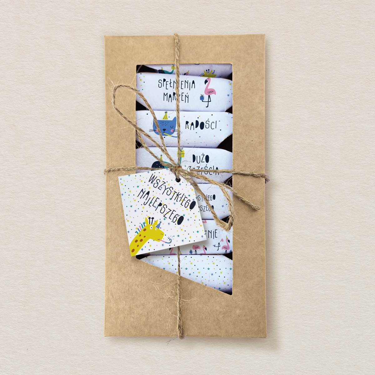 urodziny-krowki-w-ozdobnym-pudelku-z-etykieta-wzor-1