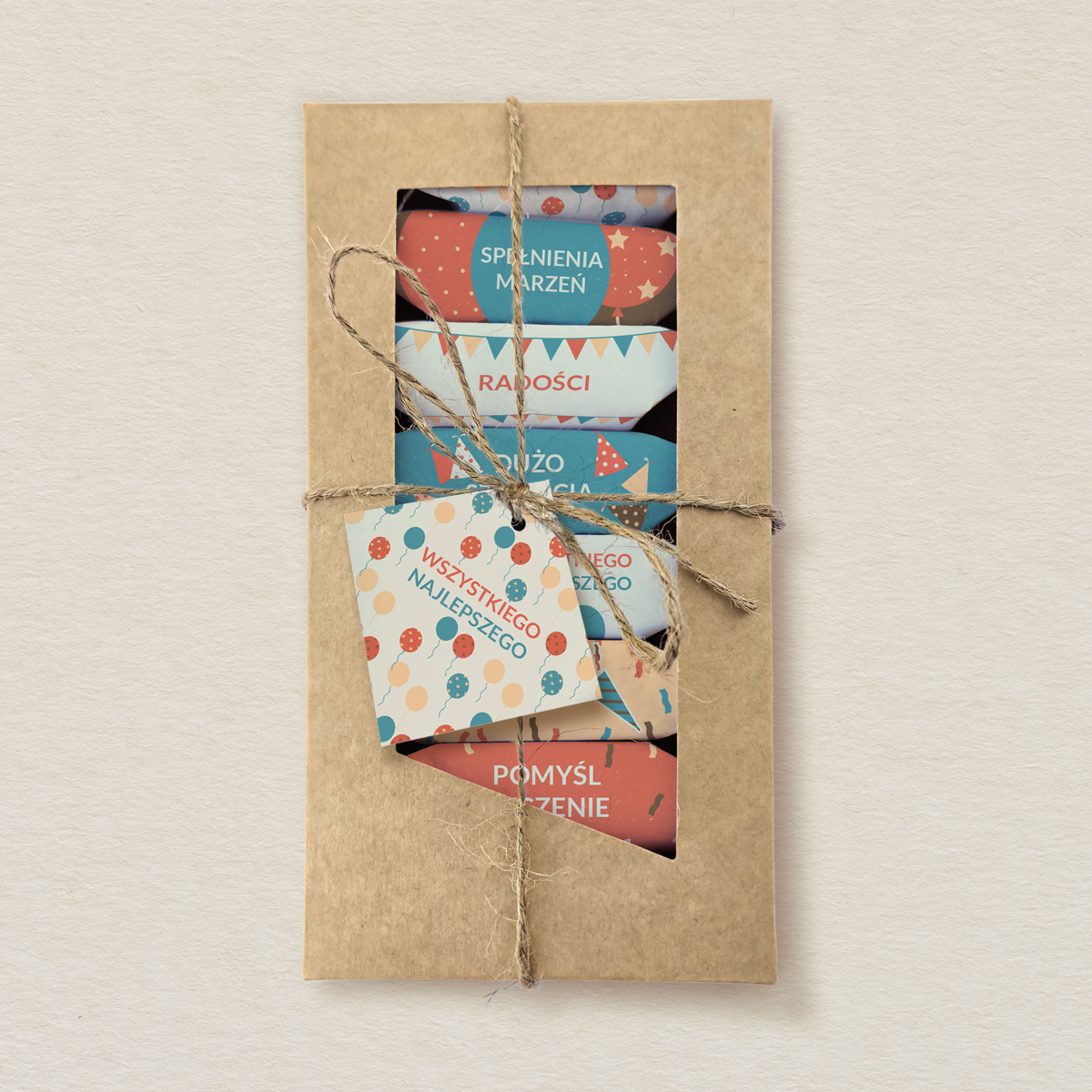 urodziny-krowki-w-ozdobnym-pudelku-z-etykieta-wzor-2