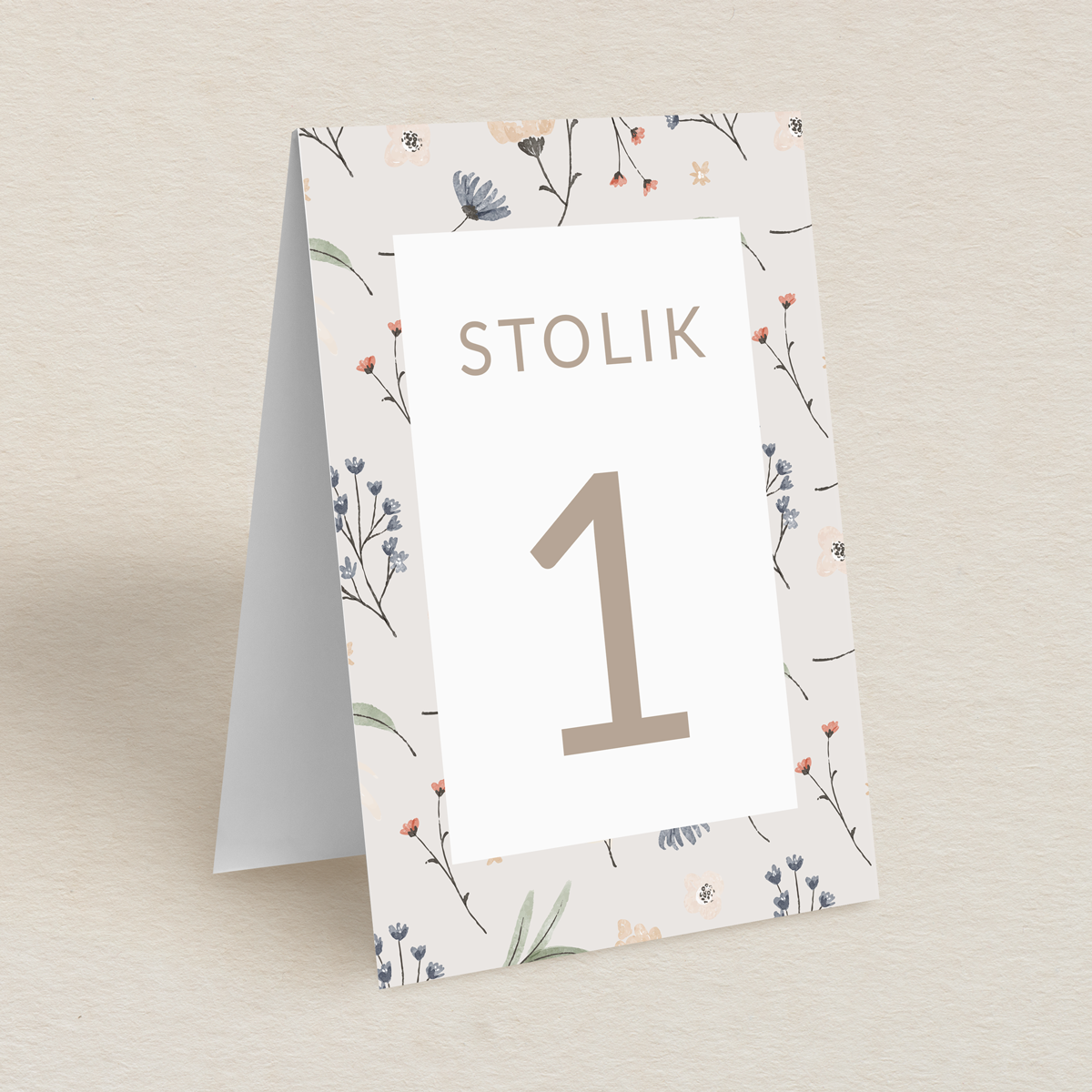 numery-stolikow-i-komunia-swieta-k4-dziewczynka-wzor-2