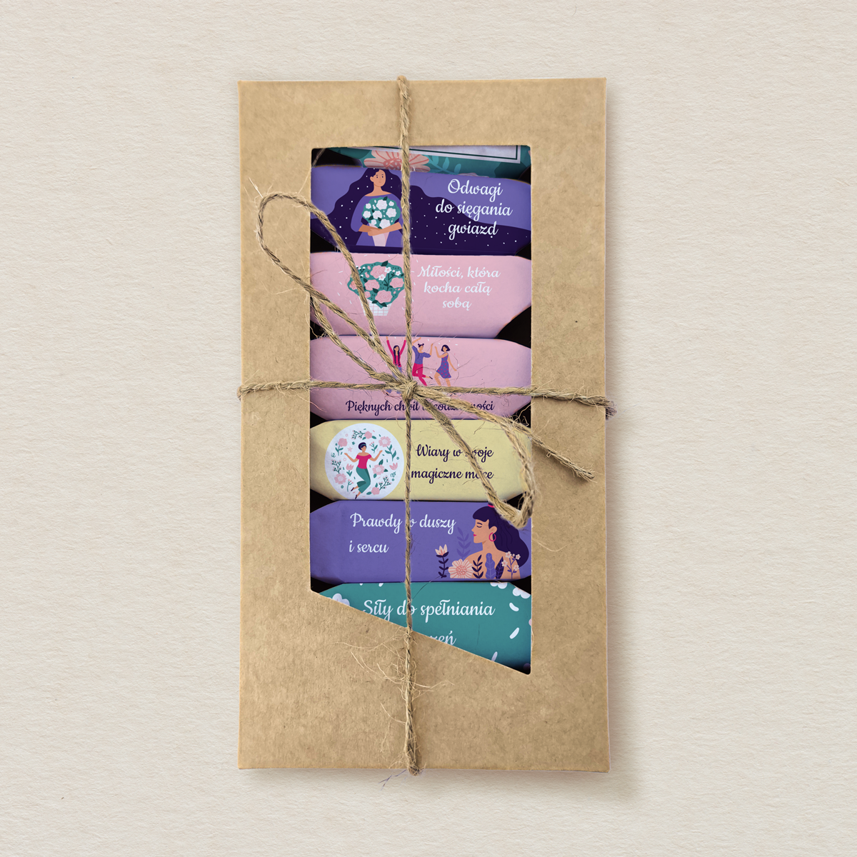 Dzień Kobiet - Krówki w ozdobnym pudełku - kolorowe