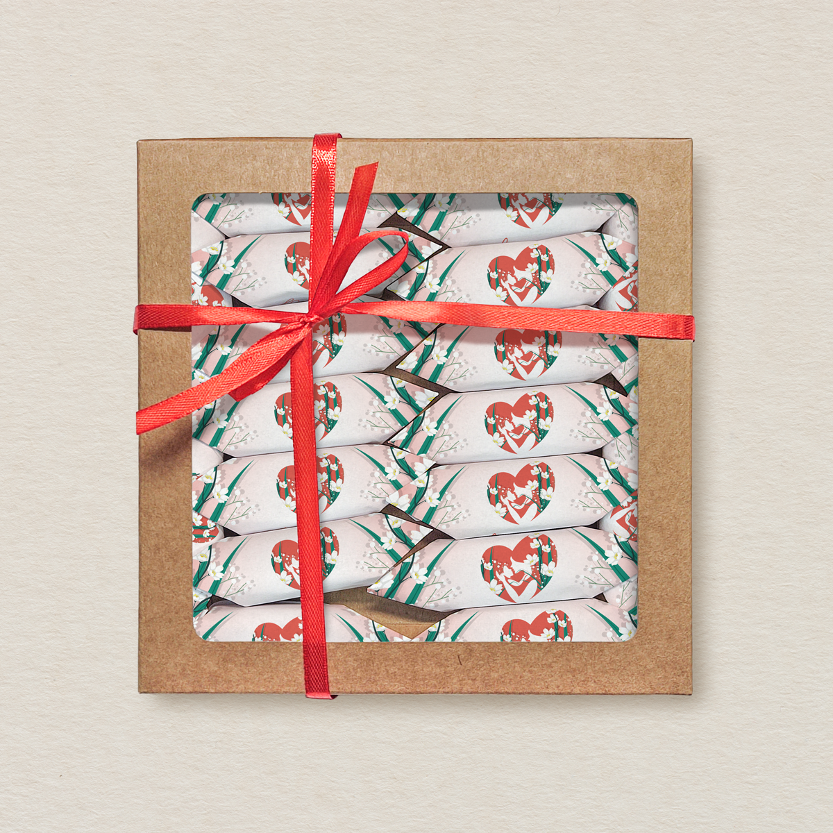 dzien-matki-krowki-w-kwadratowym-pudelku-kwiatowe-serce