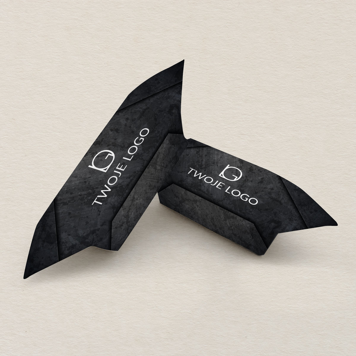 krowki-firmowe-czarna-tekstura