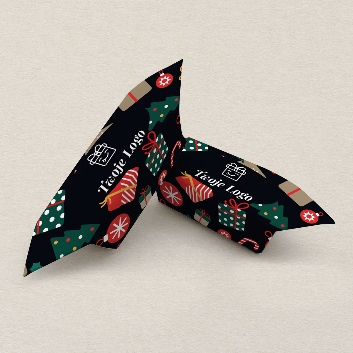 krowki-swiateczne-prezenty-i-choinki-na-granacie