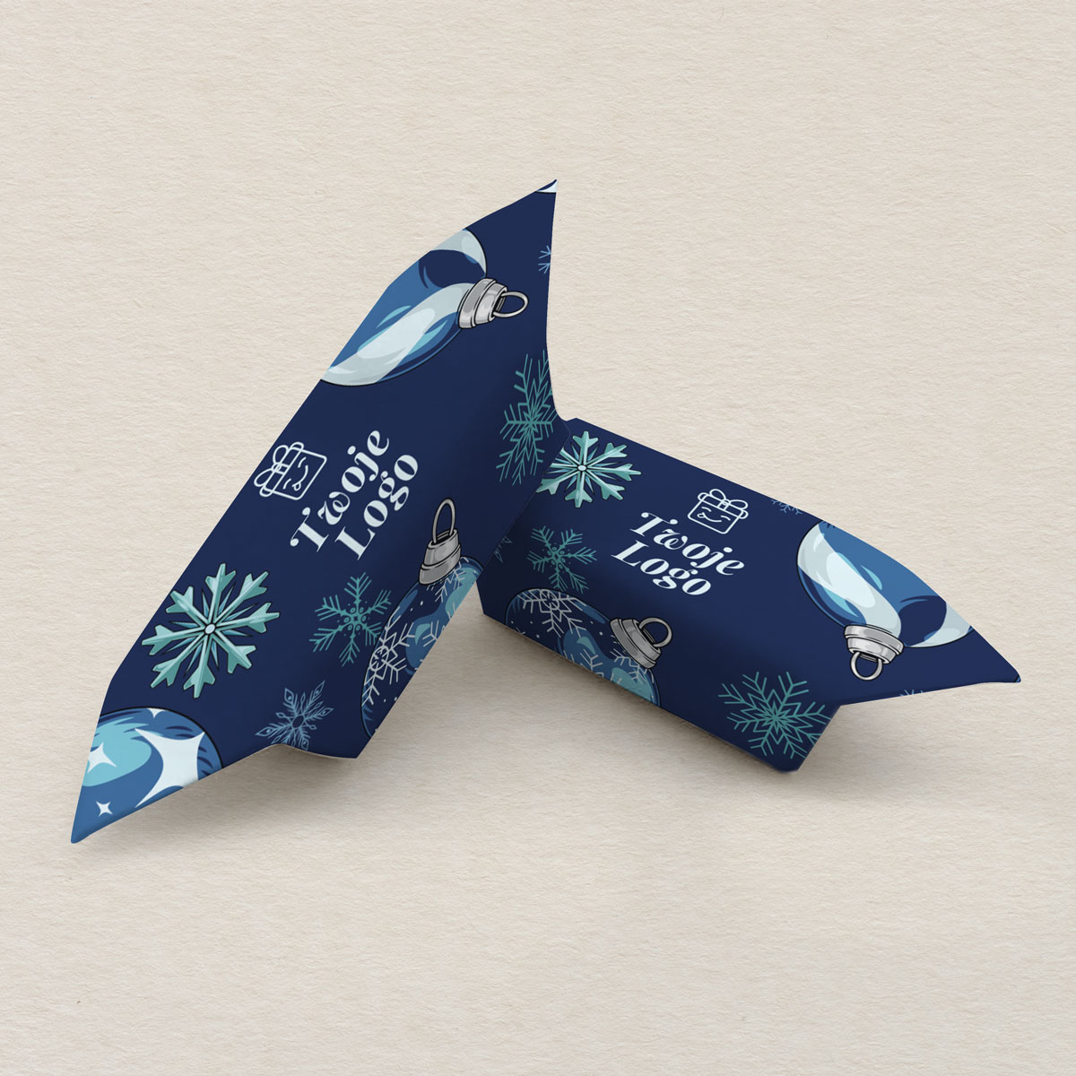 krowki-swiateczne-granatowe-bombki