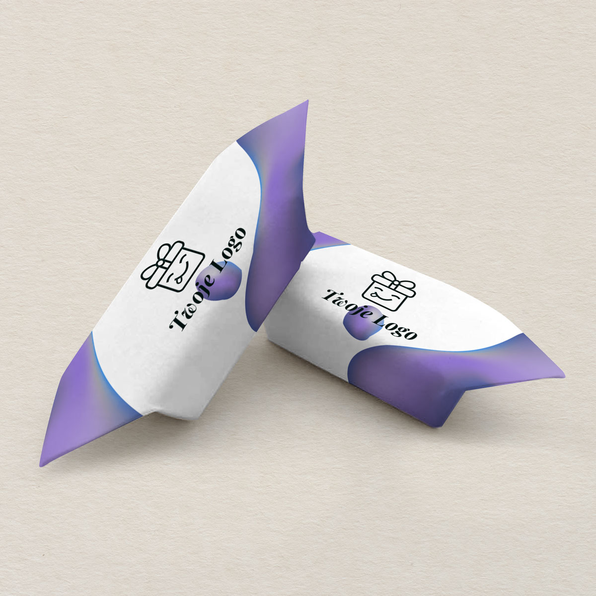 krowki-firmowe-z-logo-abstrakcyjne-formy-violet