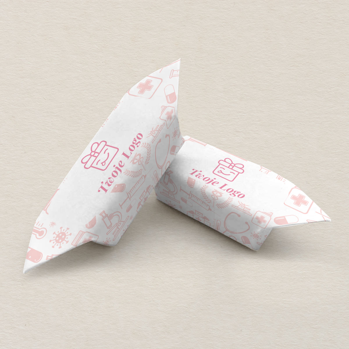 krowki-firmowe-z-logo-motyw-medyczny-pastelowy