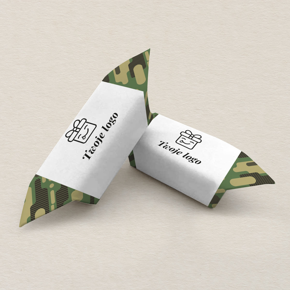 krowki-firmowe-z-logo-motyw-moro