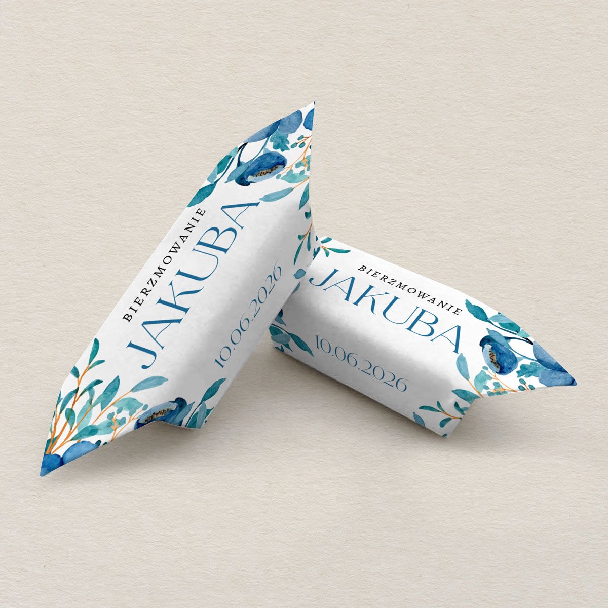 krowki-na-bierzmowanie-niebieskie-kwiaty-akwarela