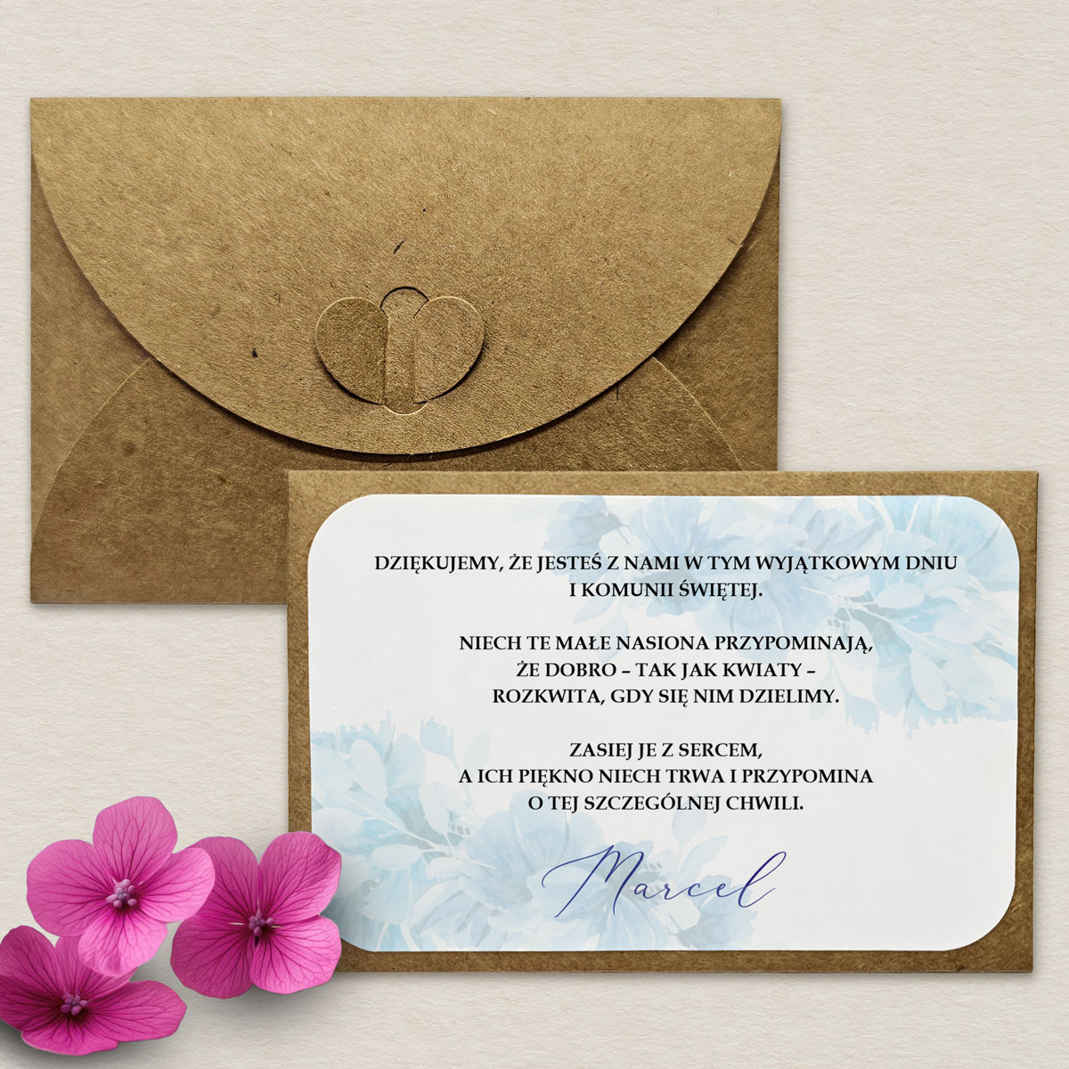 nasiona-niezapominajki-komunia-blekitne-kwiaty