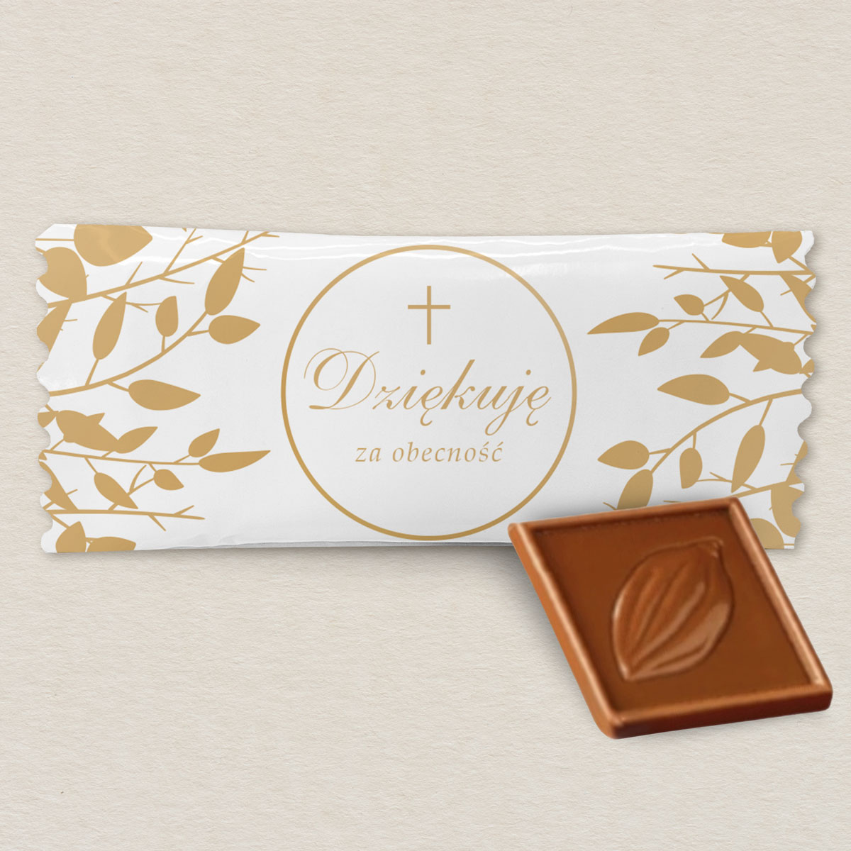 czekoladki-komunijne-personalizowane-dla-gosci-10-szt-zlote-liscie